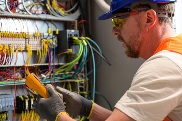 Best Circuit Breaker Repair  in La Mirada, CA